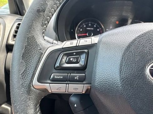 Used 2016 Subaru Forester 2.5i Touring AWD/4WD image 25