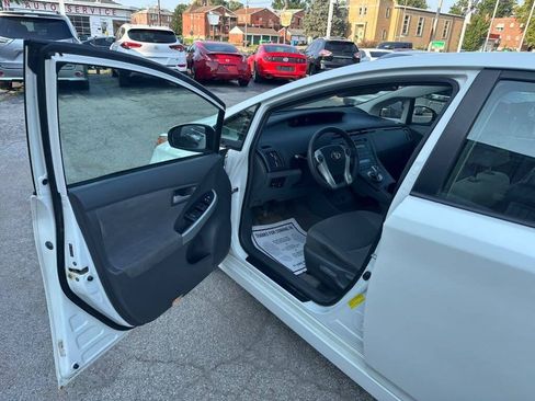 Used 2010 Toyota Prius FWD image 11