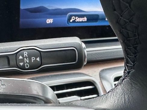 Certified 2025 Mercedes-Benz GLE 350 4MATIC image 15