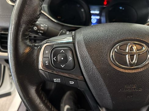 Used 2015 Toyota Avalon XLE FWD image 14