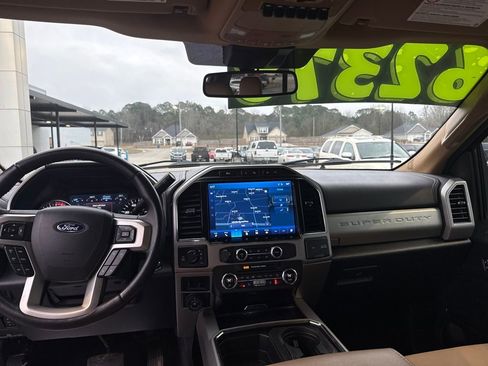 Used 2022 Ford F250 Lariat w/ Tremor Off-Road Package image 12