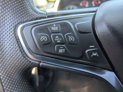 Used 2023 Chevrolet Malibu LT FWD image 25