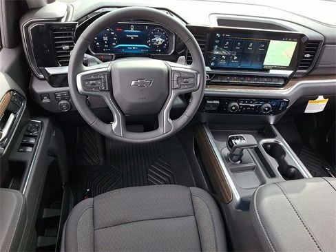 New 2026 Chevrolet Silverado 1500 LT Trail Boss w/ Convenience Package II image 9