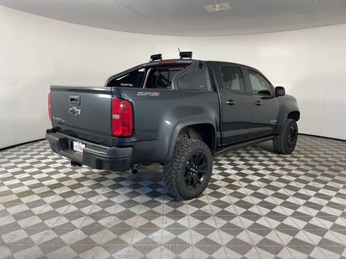 Used 2018 Chevrolet Colorado ZR2 w/ ZR2 Dusk Special Edition AWD/4WD image 16