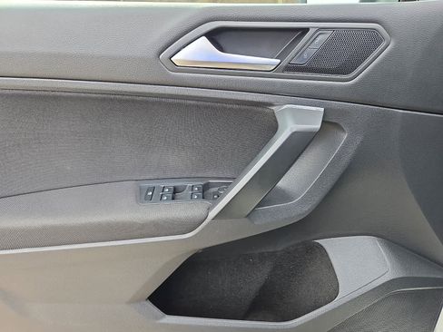 Used 2021 Volkswagen Tiguan S AWD/4WD image 16