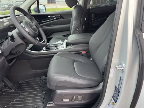 New 2026 Kia Carnival SX Prestige image 4