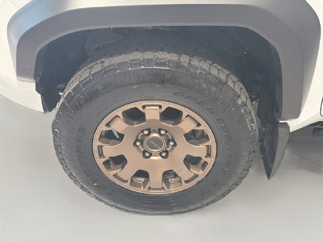 Certified 2025 Toyota 4Runner Trailhunter AWD/4WD image 25