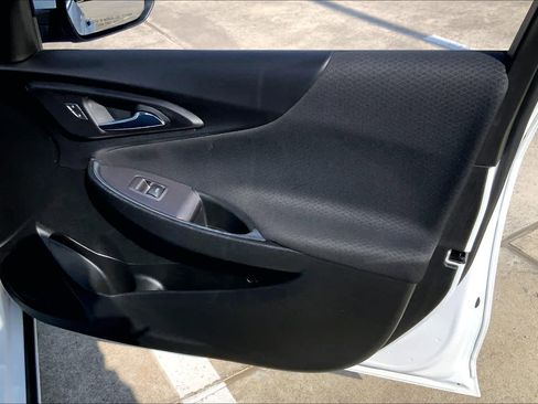 Used 2020 Chevrolet Malibu LT FWD image 23