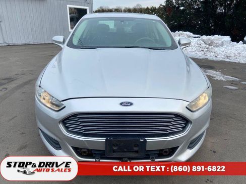 Used 2013 Ford Fusion SE image 8