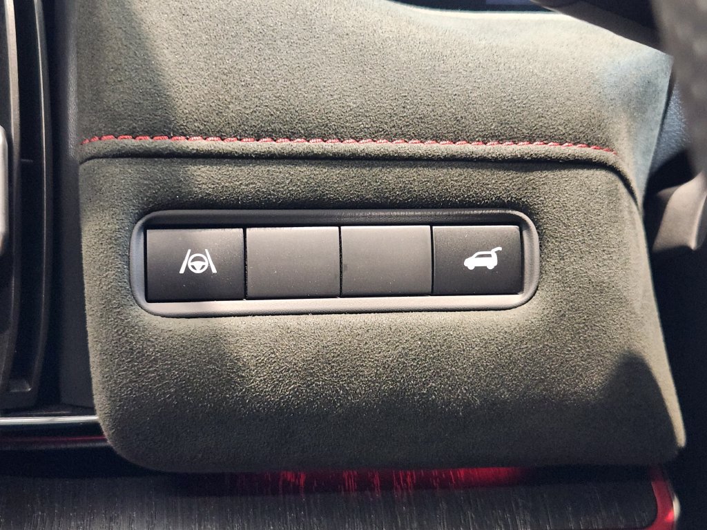 Used 2026 Nissan Armada NISMO AWD/4WD image 24