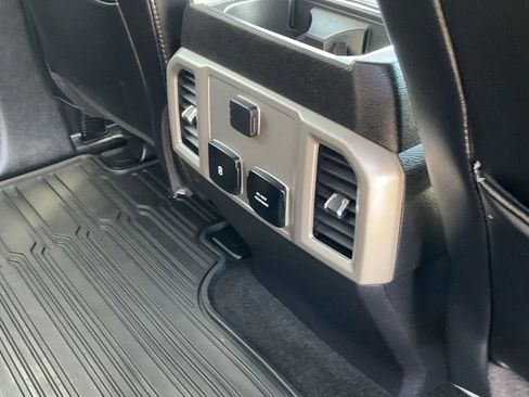 Used 2019 Ford F150 Lariat w/ FX4 Off-Road Package image 46