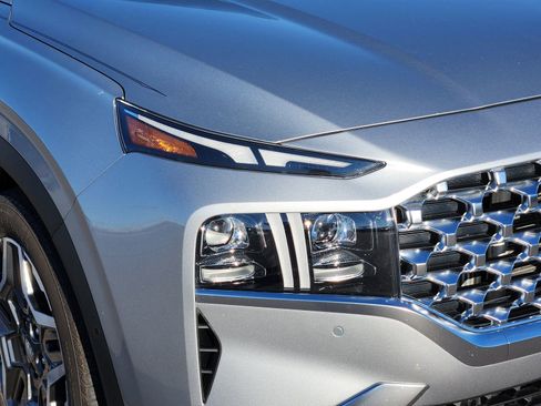 Used 2022 Hyundai Santa Fe Limited image 10