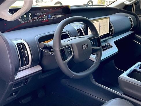 New 2026 Ford Expedition Max Active RWD image 6