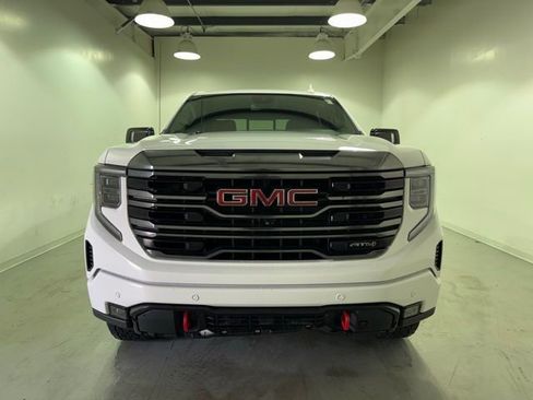 Certified 2023 GMC Sierra 1500 AT4 w/ AT4 Preferred Package image 2