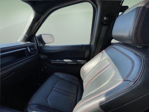 Used 2023 Ford Expedition Limited image 35