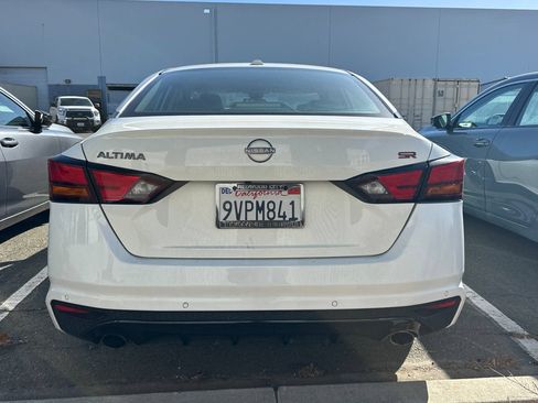 Certified 2024 Nissan Altima 2.5 SR FWD image 6