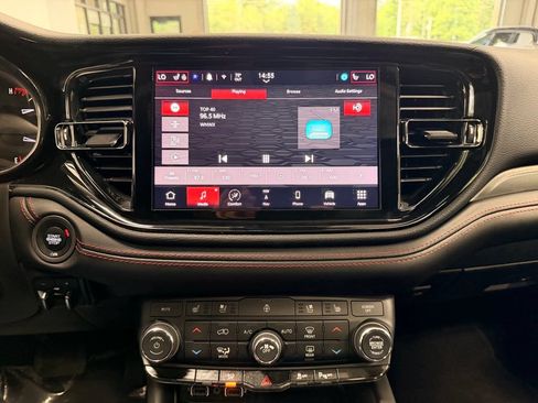 Used 2025 Dodge Durango R/T AWD/4WD image 34