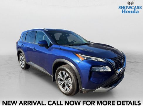 Used 2021 Nissan Rogue SV w/ Premium Package image 6