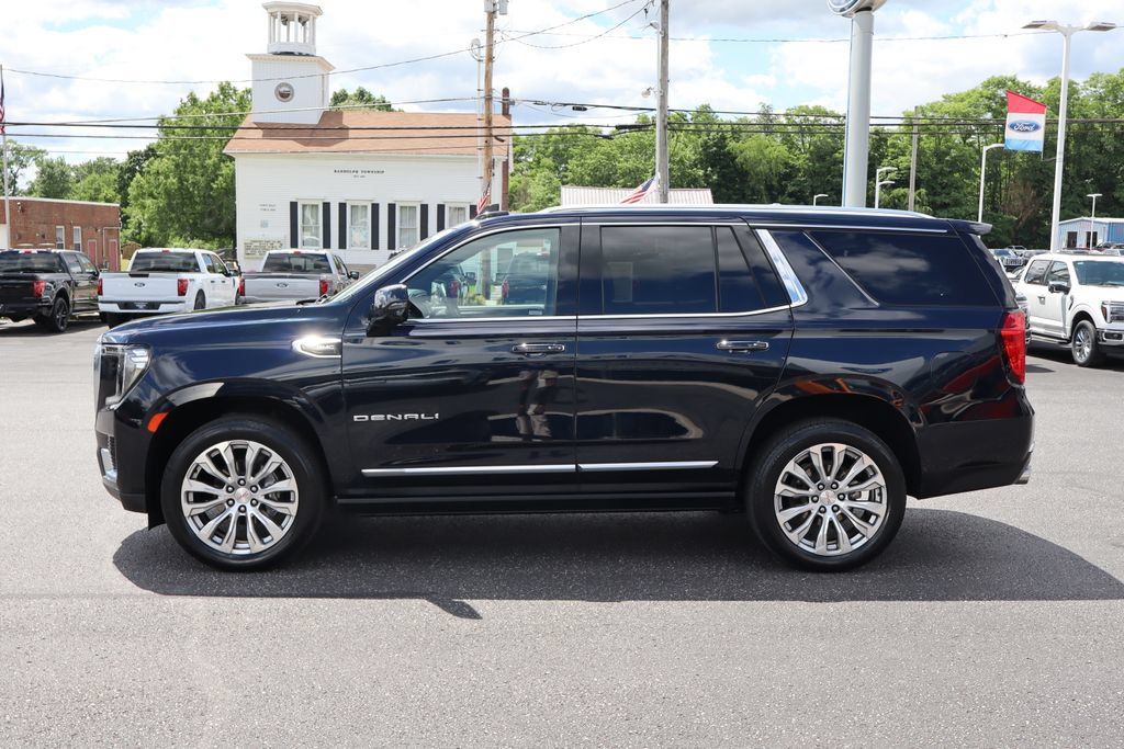 Used 2023 GMC Yukon Denali AWD/4WD image 18