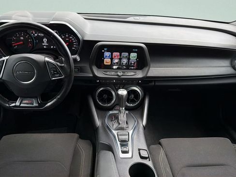 Used 2018 Chevrolet Camaro SS RWD image 33