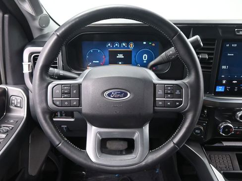 Used 2024 Ford F250 Lariat image 8