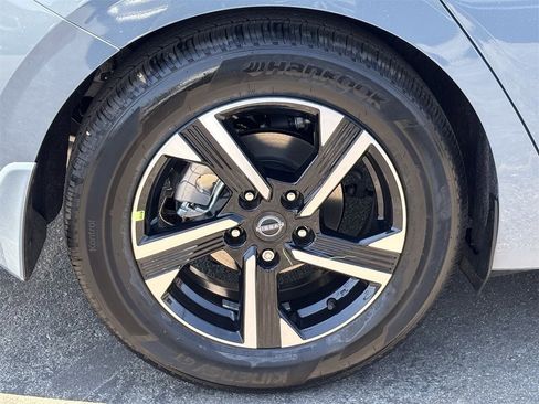 New 2025 Nissan Sentra SV w/ All-Weather Package image 8