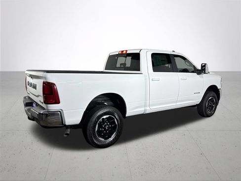 New 2026 RAM 2500 Laramie AWD/4WD image 6