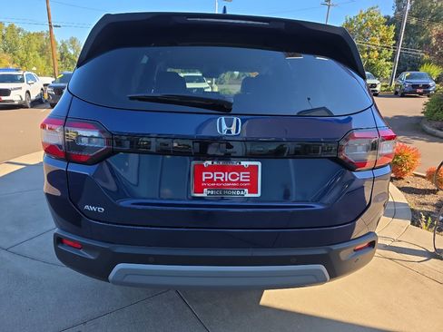 New 2025 Honda Pilot EX-L image 5