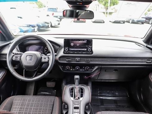Used 2025 Honda HR-V Sport image 14