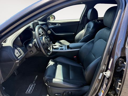 Used 2018 Kia Stinger GT1 w/ Paint Protection Package RWD image 10