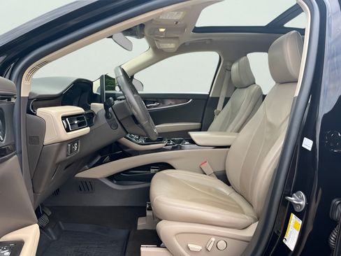 Used 2021 Lincoln Nautilus Reserve w/ Cargo Utility Package FWD image 16