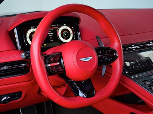 Used 2024 Aston Martin DB12 Coupe RWD image 11