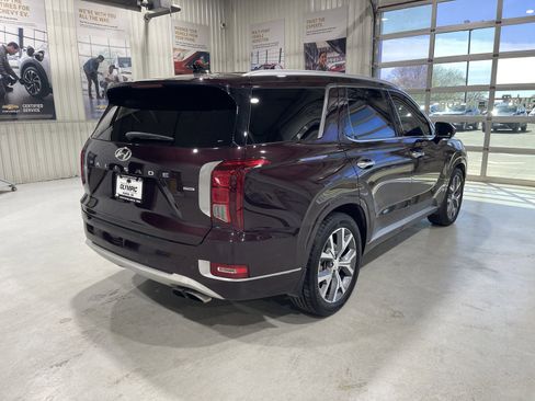 Used 2021 Hyundai Palisade Limited AWD/4WD image 3
