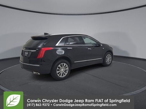 Used 2017 Cadillac XT5 Luxury w/ Driver Awareness Package image 15