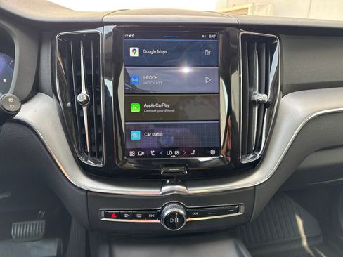 Certified 2023 Volvo XC60 B5 Core image 22