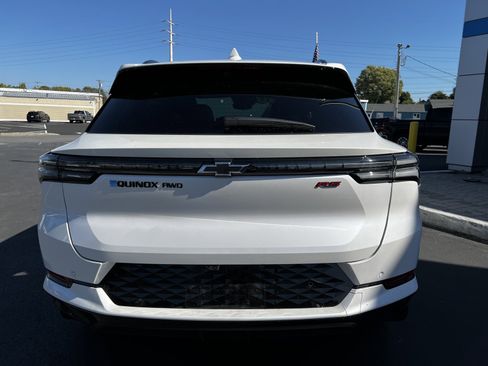 Used 2025 Chevrolet Equinox EV RS image 4