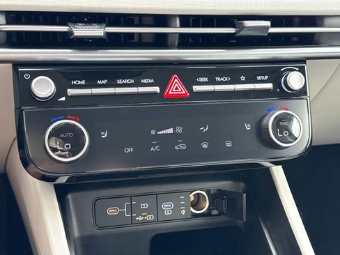 New 2025 Hyundai Tucson SEL image 24