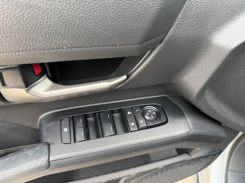 Used 2024 Toyota Tacoma TRD Sport w/ TRD Sport Upgrade Package image 18