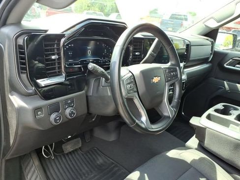 Used 2023 Chevrolet Silverado 1500 LT image 20