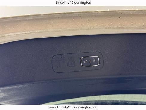 Certified 2025 Lincoln Aviator Black Label image 61