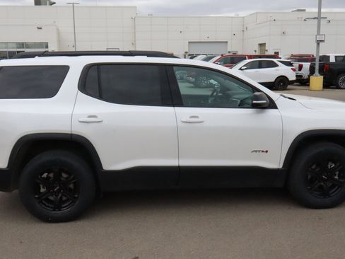 Certified 2023 GMC Acadia AT4 w/ Technology Package AWD/4WD image 8