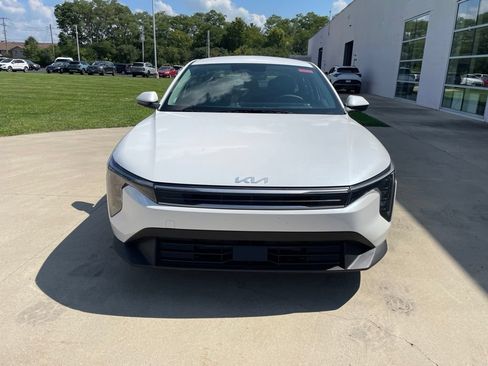 New 2026 Kia K4 FWD image 3