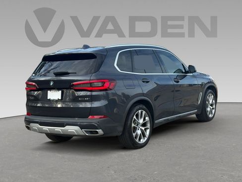 Used 2021 BMW X5 xDrive40i w/ Premium Package image 21