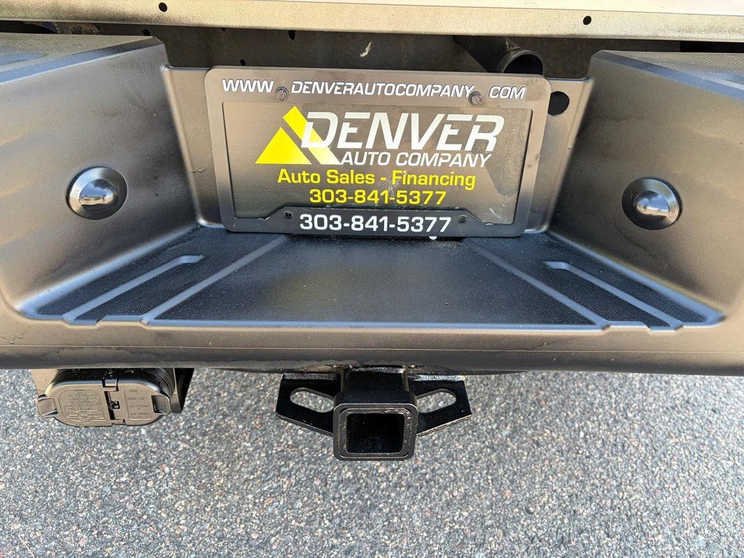 Used 2015 Ford F250 XL w/ Power Equipment Group AWD/4WD image 8