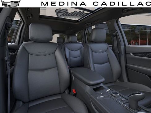 New 2025 Cadillac XT6 Premium Luxury image 17