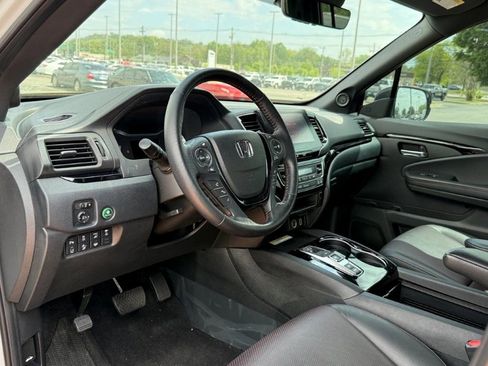 Used 2023 Honda Ridgeline Black Edition image 14
