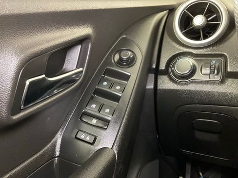 Used 2016 Chevrolet Trax LS image 19