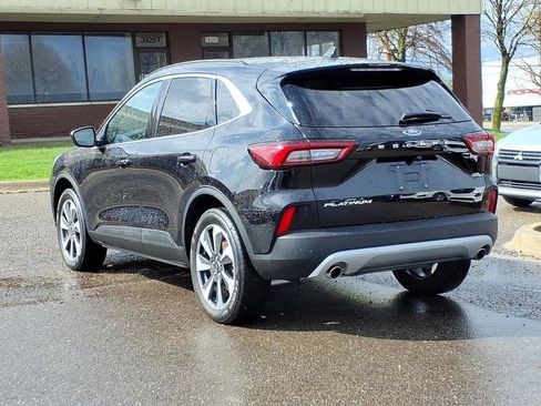 Used 2025 Ford Escape Platinum image 3