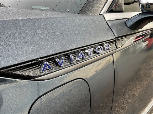 Used 2021 Lincoln Aviator Black Label Grand Touring w/ Class IV Trailer Tow Package AWD/4WD image 32