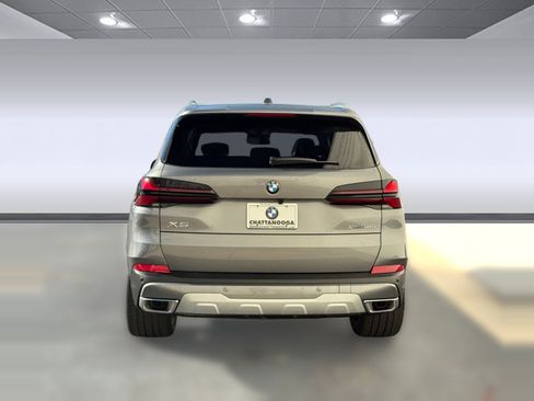 Used 2026 BMW X5 sDrive40i w/ Climate Comfort Package image 9